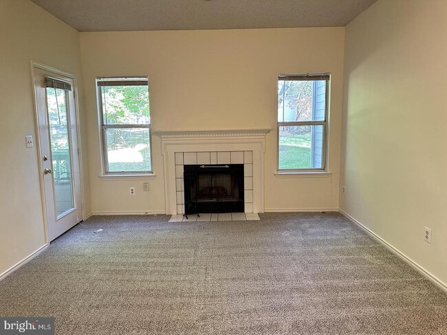 Building Photo - 4447 Fair Stone Dr