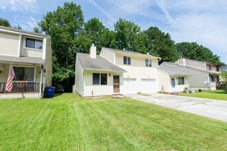 Building Photo - 117 Brenda Dr