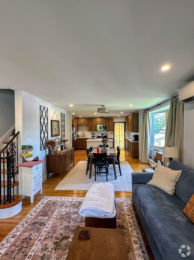 Building Photo - 29 Fulmer Ave