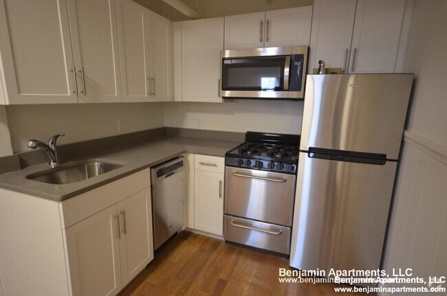 Building Photo - 1308 Commonwealth Ave