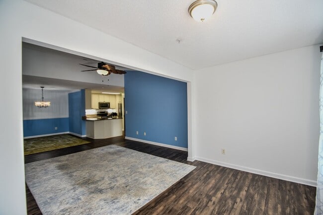 Building Photo - Mercer Point Condominiums