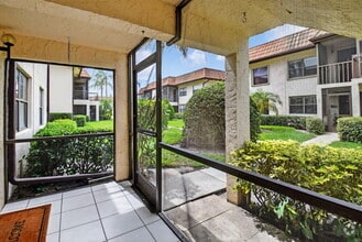 Building Photo - 7262 Golf Colony Ct