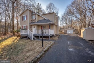 Building Photo - 113 Meckesville Rd