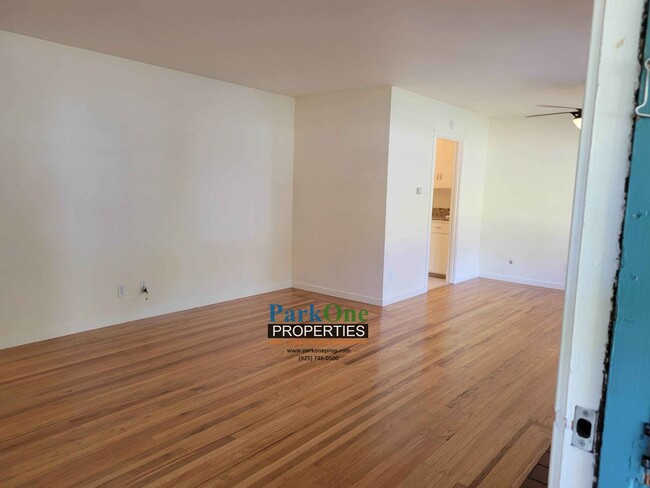 Foto del edificio - Saranap Rancher with Lafayette Schools