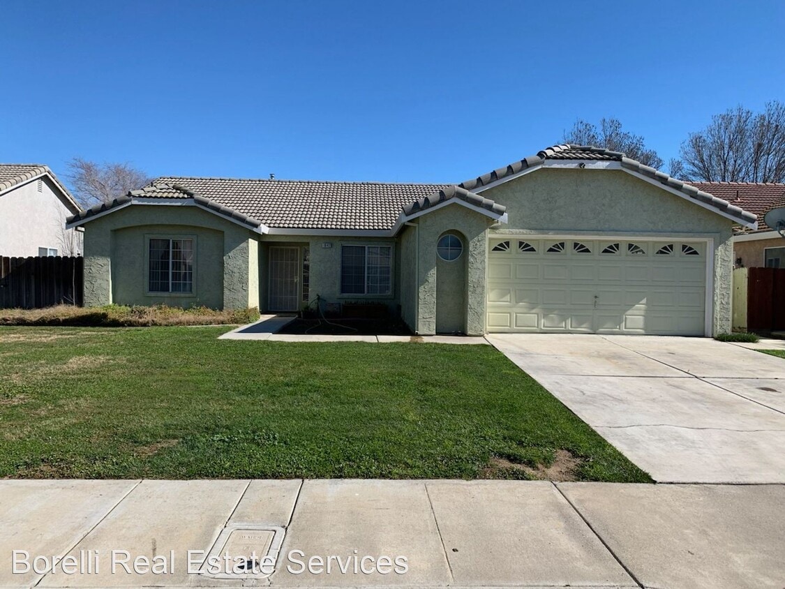 Primary Photo - 3 br, 2 bath House - 1642 Fir Dr.