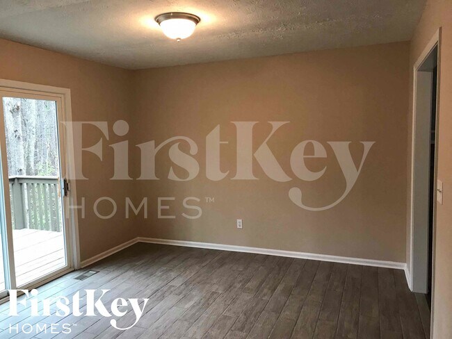 Foto del edificio - 2736 Del Ridge Dr