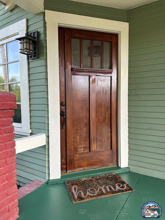 Foto del edificio - 1075 Hayes Ave