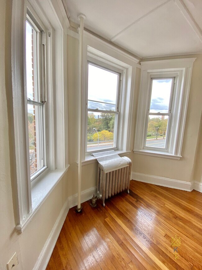 Foto del edificio - 1241 Boylston St