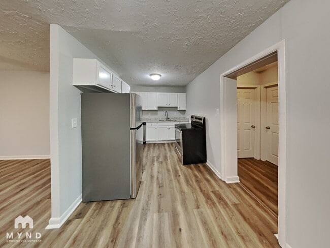 Foto del edificio - 7054 Chappell Cir NW