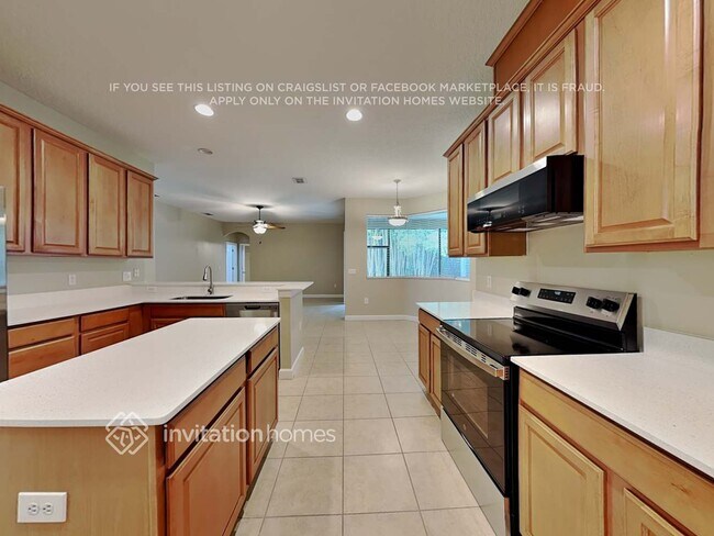 Foto del edificio - 5695 Bear Stone Run