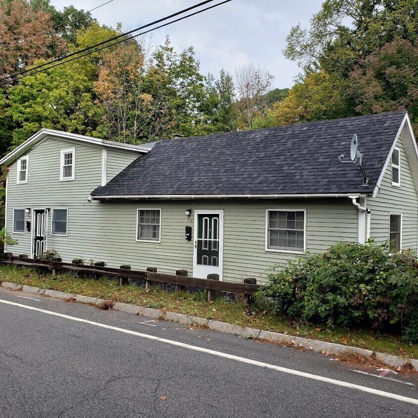 Primary Photo - 137 4th St