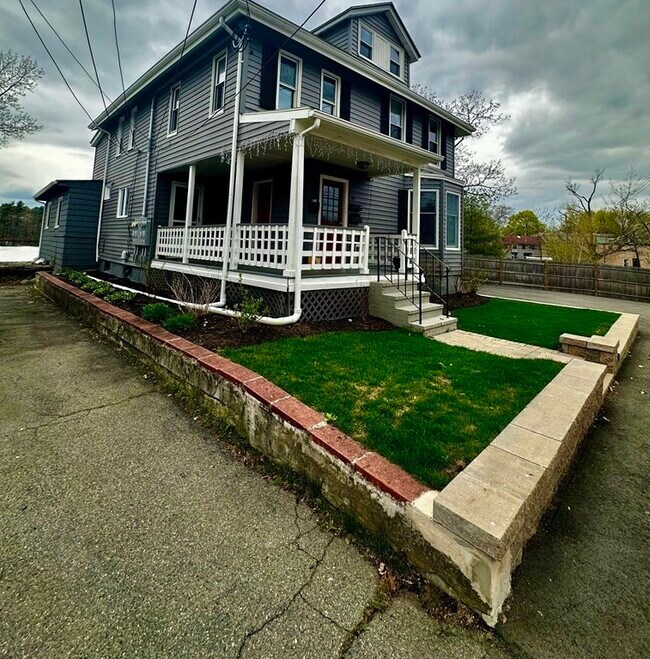 Foto del edificio - 195 Riverview Ave