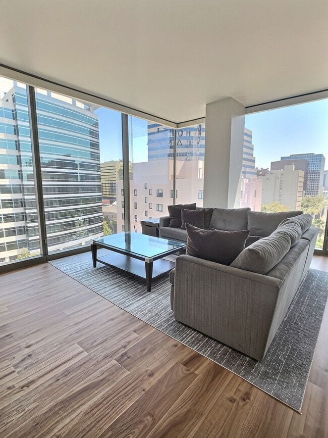 Building Photo - 38 N Almaden Blvd