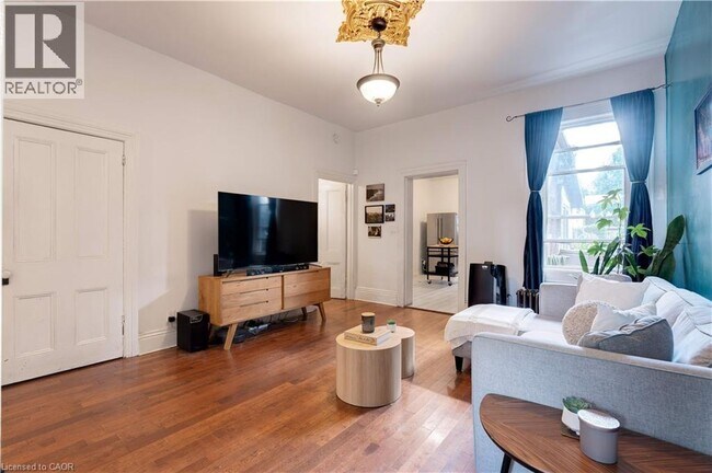 Building Photo - 132 Ferguson Ave N