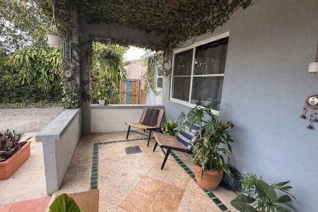 Foto del edificio - 431 NW 107th St