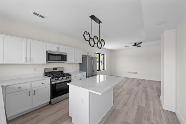Foto del edificio - 1295 Holmden Ave