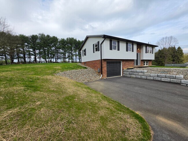 Foto del edificio - 111 Robinson Run Rd