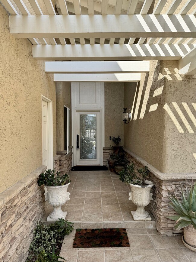 Foto del edificio - 3027 Oakwood Ln