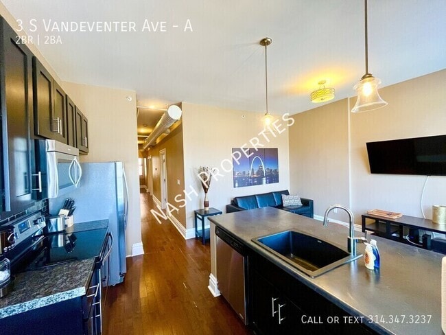 Building Photo - 3 S Vandeventer Ave