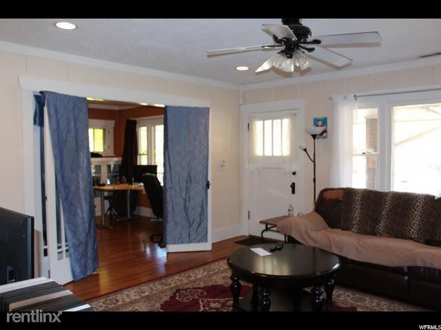 Foto del edificio - 2 br, 1 bath Duplex - 170 300 North Main 2