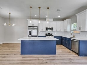 Building Photo - 4713 Talina Way