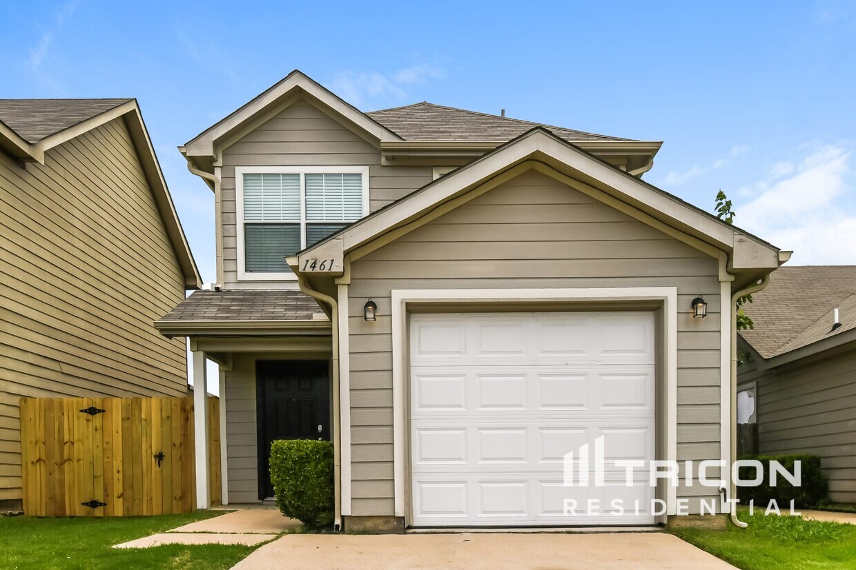 1461 Pine Lane Fort Worth TX House Rental in Fort Worth, TX
