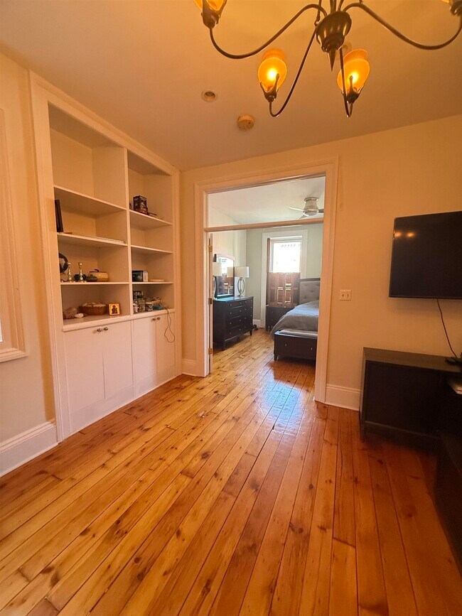 Foto del edificio - 913-915-915 Willow Ave