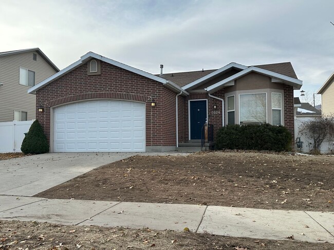 Foto del edificio - Spacious West Jordan Home Available!