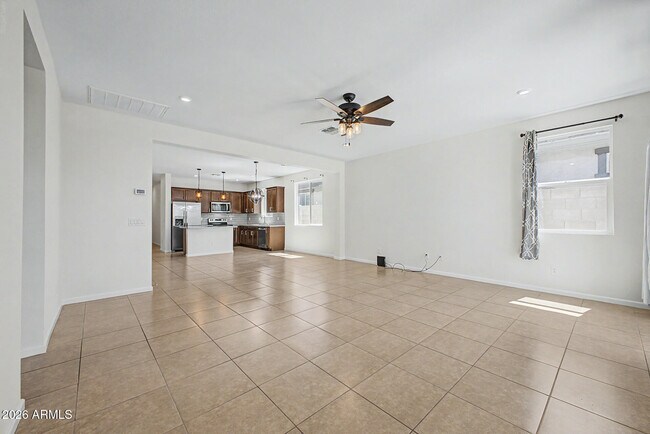 Foto del edificio - 17865 W Daley Ln