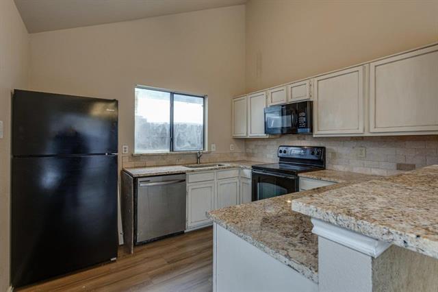Foto del edificio - 10611 Woodleaf Dr