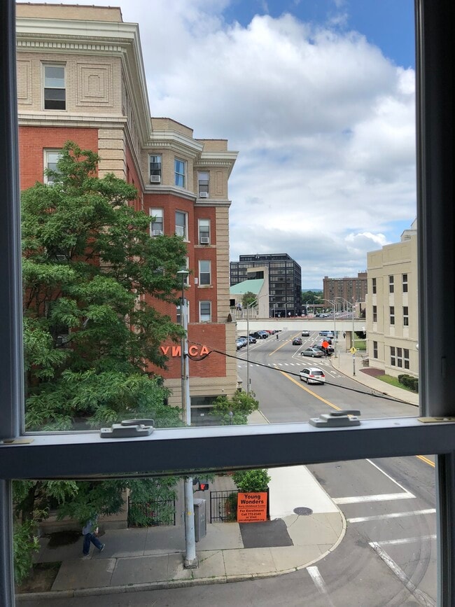 82 Hawley St Unit 3H, Binghamton, NY 13901 Apartments in Binghamton