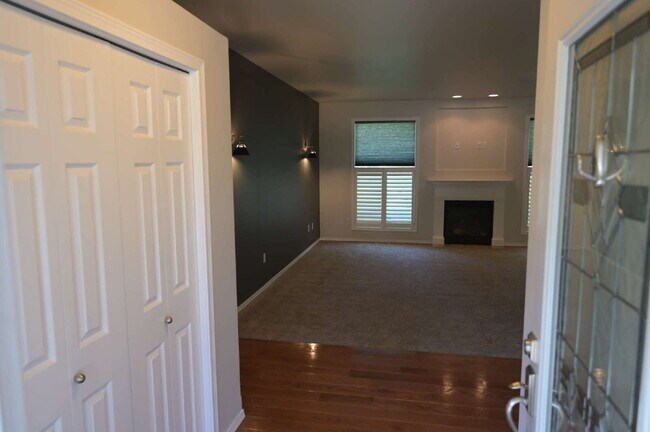 Foto del edificio - 2 bed plus office, 2 bathroom condo in Sun...