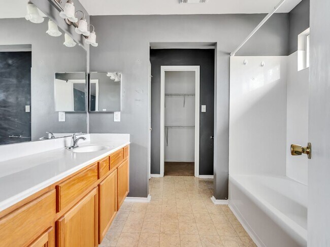 Foto del edificio - 13119 Lindenloch Ln