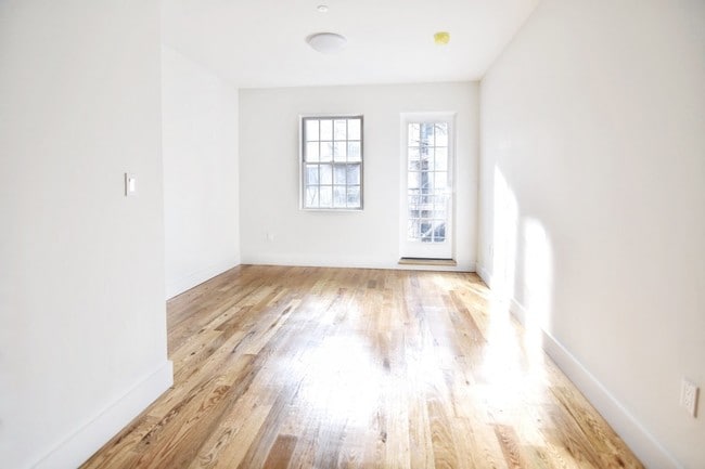 Building Photo - 10 West 132nd Street
