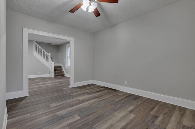 Foto del edificio - 293-295 Woodrow Ave