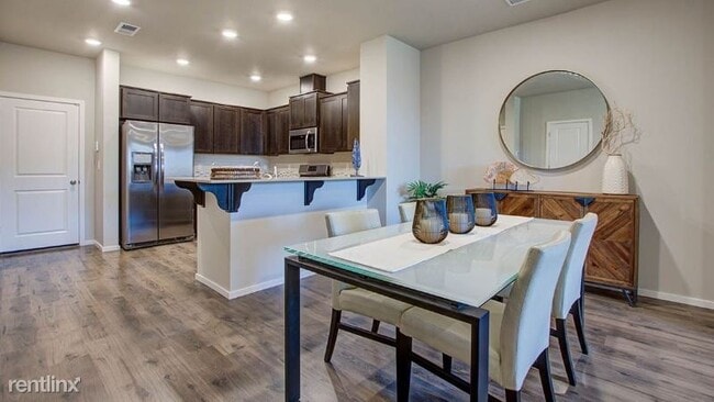 Building Photo - 16116 NW Pristine Ln
