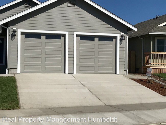 Foto del edificio - 1845-1847 Edeline Ave