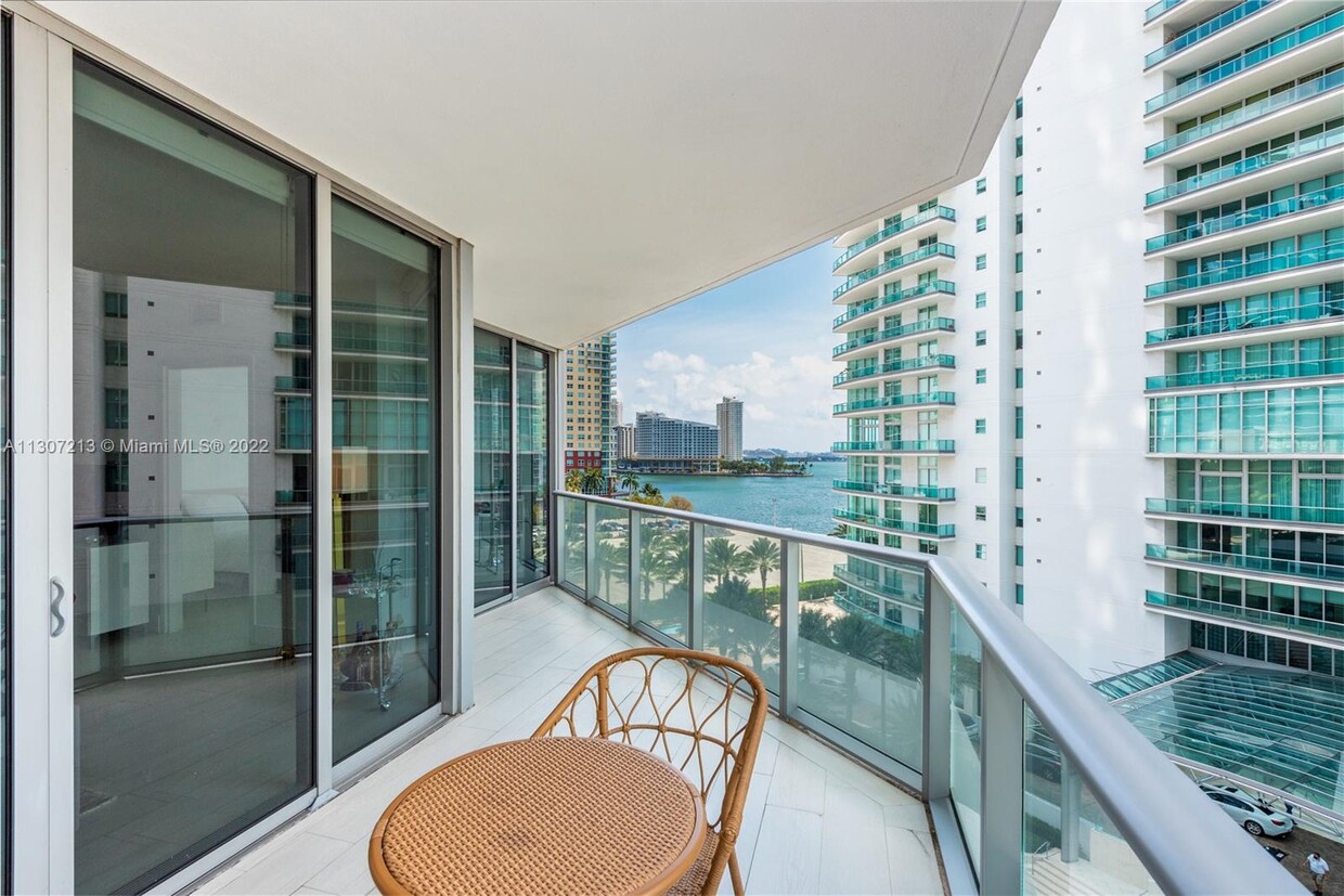 1300 Brickell Bay Dr, Miami, FL 33131 - Condo for Rent in Miami, FL ...