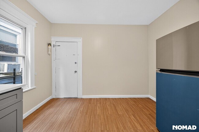 Building Photo - 155 N 16th St