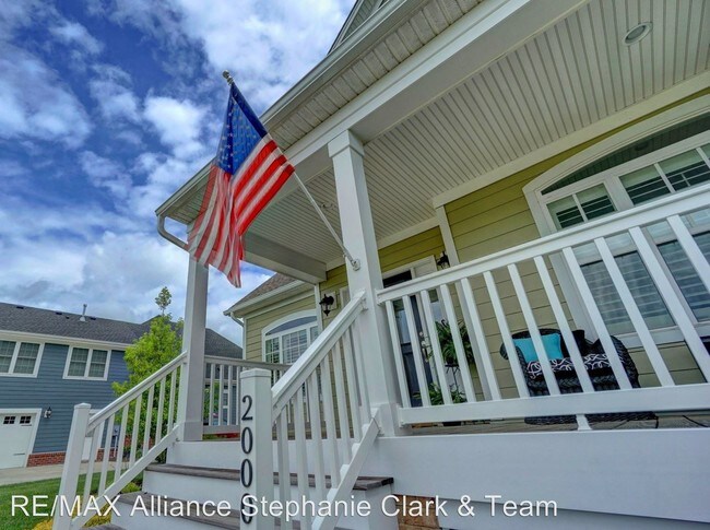 Building Photo - 5 br, 4 bath House - 2000 Blythe Drive