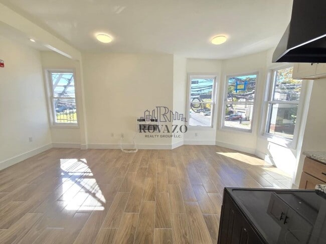 Foto del edificio - 634 15th Ave