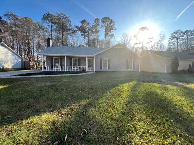 Building Photo - 1808 Rivertrace Point