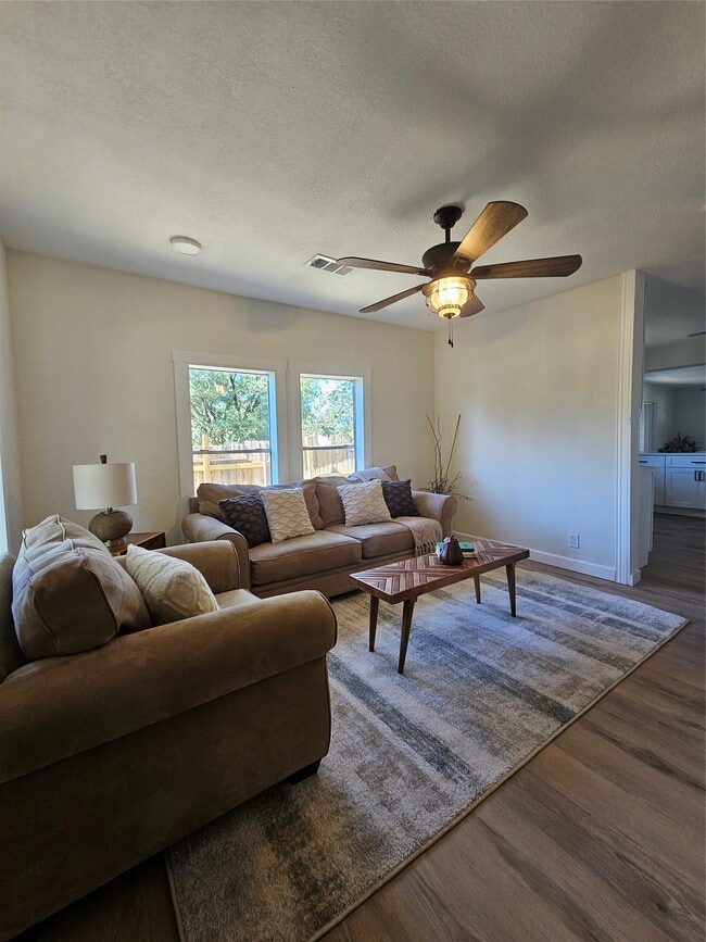 Building Photo - 3126 Ohio St