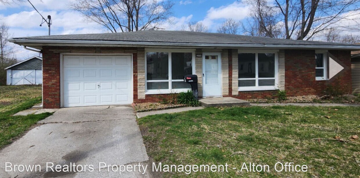 3554 Fullerton Ave, Alton, IL 62002 House Rental in Alton, IL