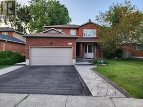 Building Photo - 102 William Stephenson Dr