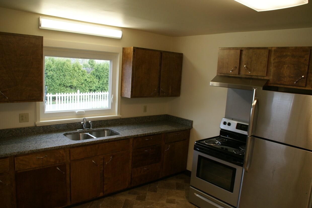 617 Hepburn St, Milton, PA 17847 House Rental in Milton, PA