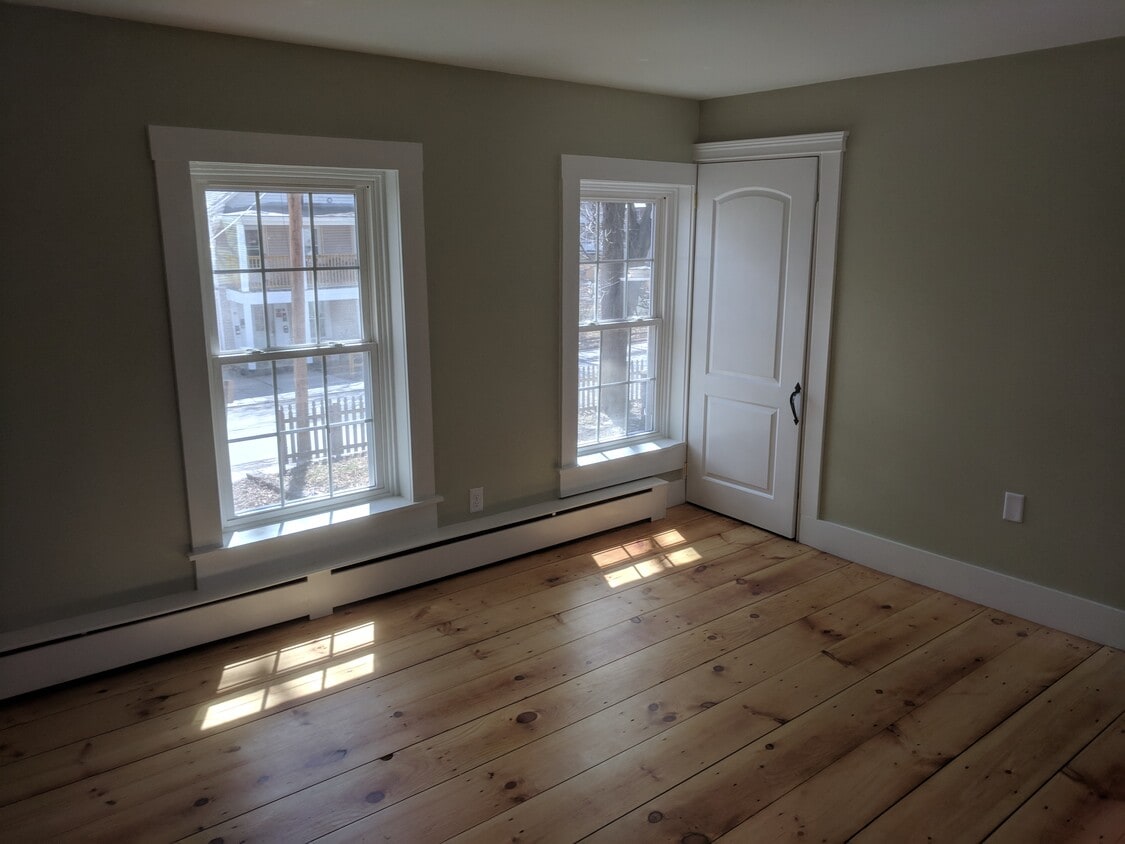 Primary Photo - 75 Green Street