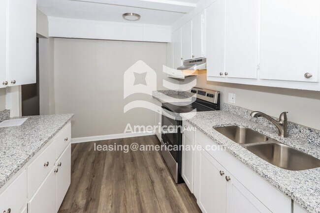 Foto del edificio - 104 Johns Rd