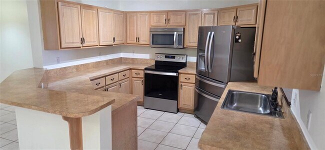 Building Photo - 4828 Jeanette Ct