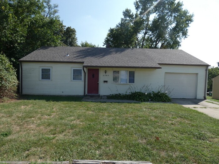 2503 NE 58th Terrace, Gladstone, MO 64118 House Rental in Gladstone